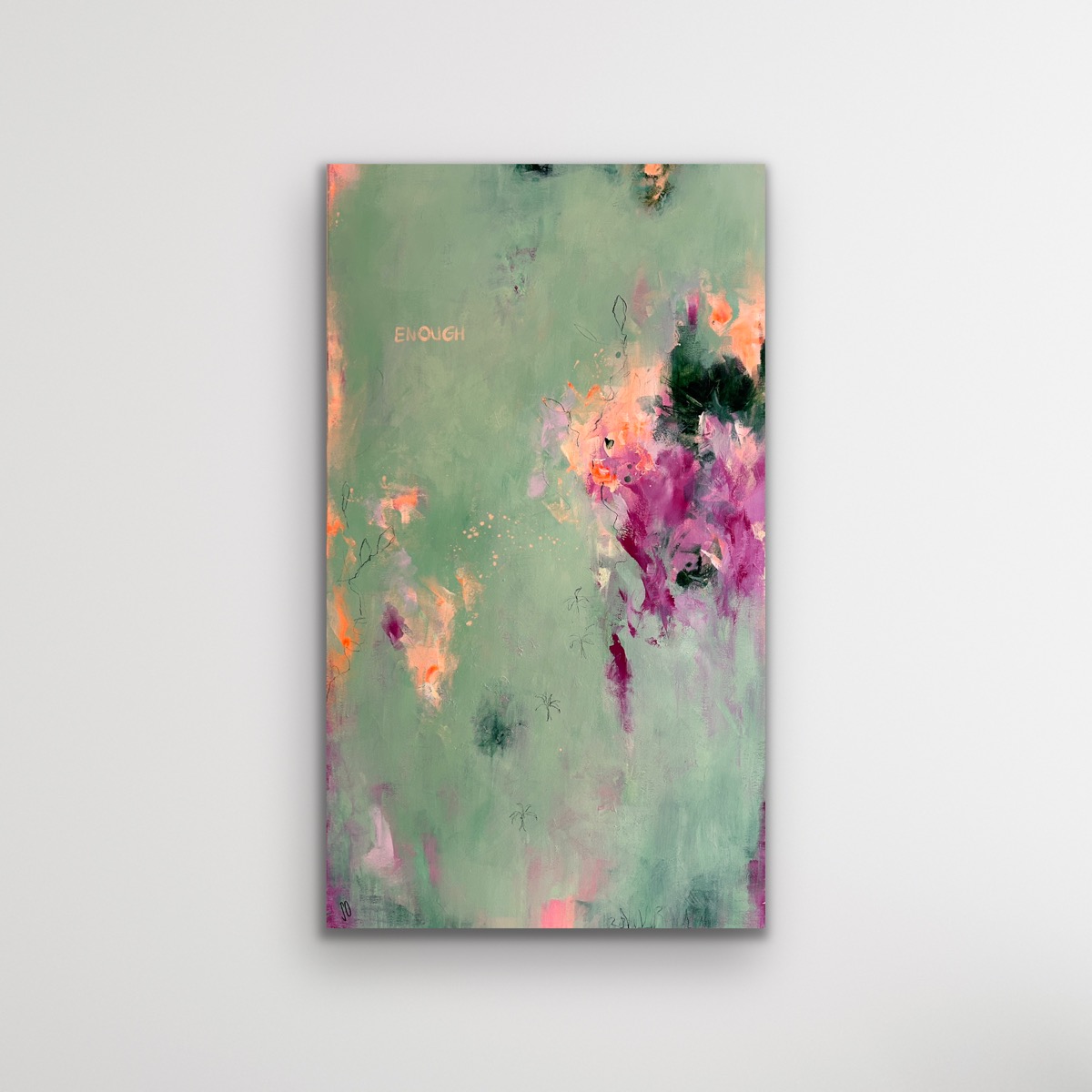 Sandra Obel, abstrakte Malerei. „Enough“. Abstraktes Kunstwerk in sanften Grün-, Rosé- und Pinktönen mit ausdrucksstarken Farbakzenten, das innere Stärke, Selbstvertrauen und Klarheit vermittelt.